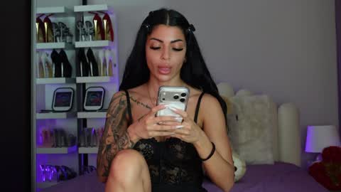 Angela online show from June 2026 01:15:01 PM