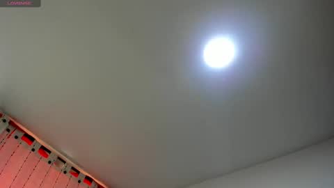 angela_nix online show from December 2024 09:15:01 PM