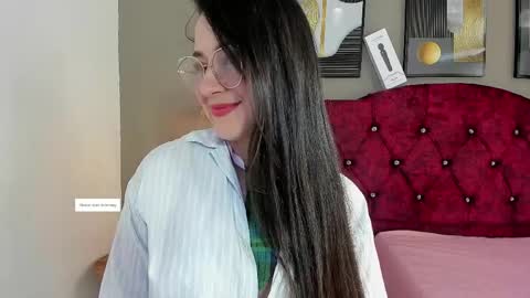 angela_nix online show from April 2026 03:20:02 PM