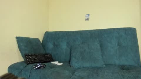 Snapshot of angela_suaza chatting on February 2025 04:52:01 AM Angela online show from February 2025 04:52:01 AM