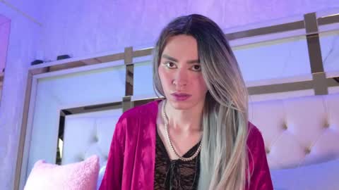 angela_white22 online show from April 2026 07:12:01 PM