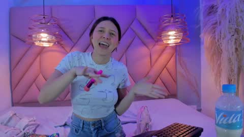 ANGELA online show from February 2025 12:05:02 PM