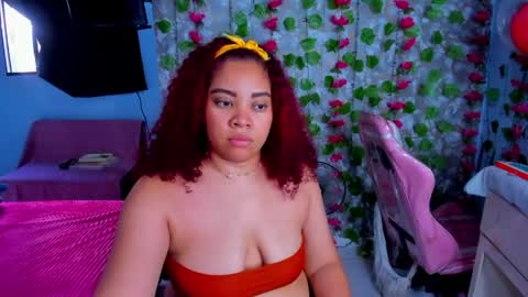 Angela online show from April 2026 08:33:02 PM