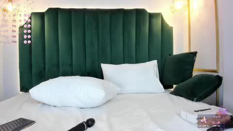 Angela  online show from February 2025 08:29:02 PM