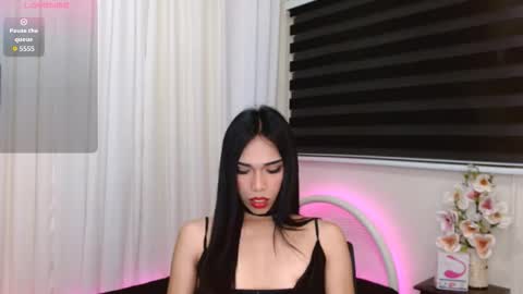 SENORITA online show from October 2025 05:28:01 PM