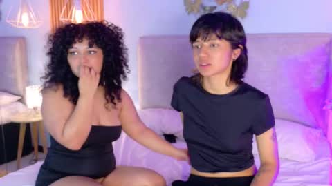 Snapshot of angelandkai chatting on November 2025 05:49:01 AM Angelaandkai online show from November 2025 05:49:01 AM