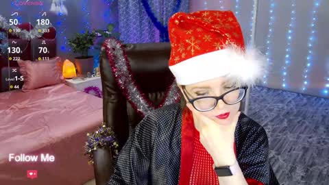 Snapshot of angelawhity chatting on December 2024 06:43:02 PM Angela online show from December 2024 06:43:02 PM