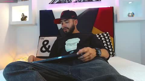 Angel online show from January 2025 03:33:02 AM