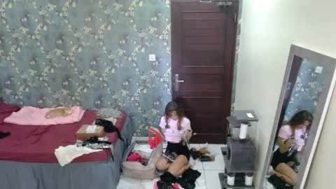 Snapshot of angelbel1e chatting on April 2026 07:04:01 AM Angelbel1e online show from April 2026 07:04:01 AM