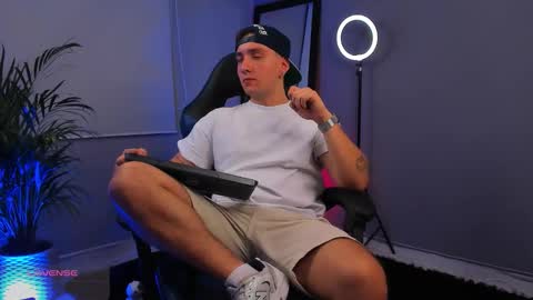 Snapshot of angelbell19 chatting on September 2025 01:49:02 AM angelbell19 online show from September 2025 01:49:02 AM