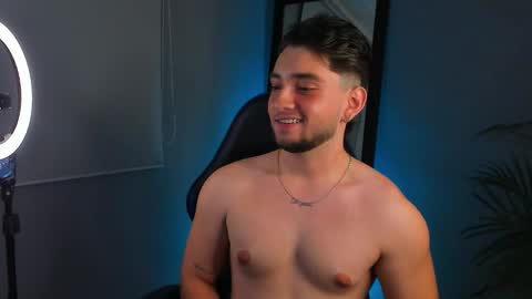 Snapshot of angelbell19 chatting on December 2025 01:55:02 AM angelbell19 online show from December 2025 01:55:02 AM