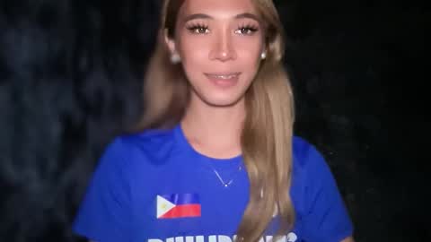 Angel online show from November 2025 05:04:02 PM