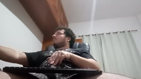 Snapshot of angelbuttslut chatting on February 2025 10:59:01 PM angelbuttslut online show from February 2025 10:59:01 PM