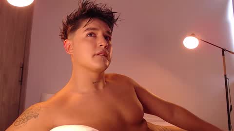 Snapshot of angelcossio chatting on November 2025 05:05:02 PM Angel online show from November 2025 05:05:02 PM