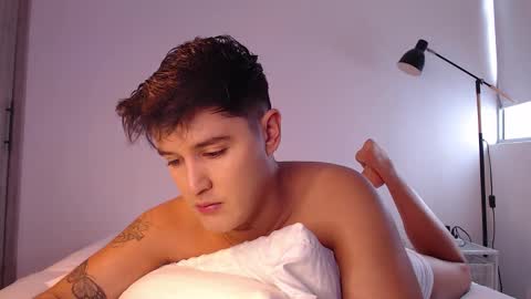 Snapshot of angelcossio chatting on February 2026 07:58:02 PM Angel online show from February 2026 07:58:02 PM