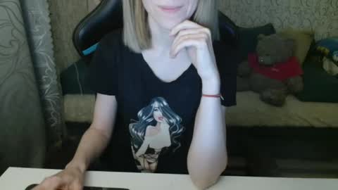 Snapshot of angelcute32 chatting on February 2026 03:16:02 PM AngelCute32 online show from February 2026 03:16:02 PM