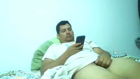 Snapshot of angeldavid90 chatting on February 2026 11:44:01 AM angeldavid90 online show from February 2026 11:44:01 AM