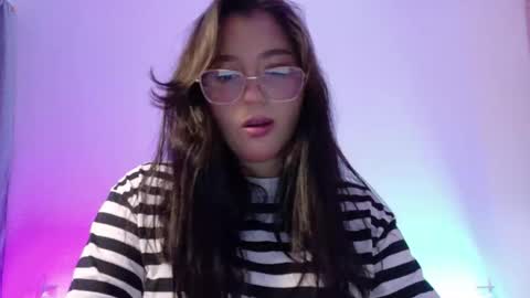 Snapshot of angeldusttt5 chatting on February 2026 01:21:02 AM Valentina online show from February 2026 01:21:02 AM