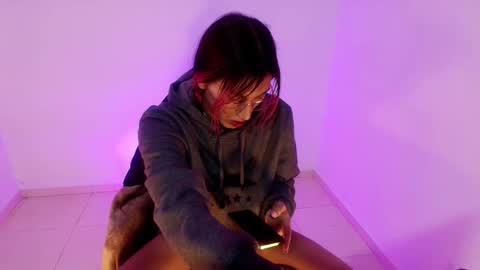 angele online show from March 2026 06:22:01 PM