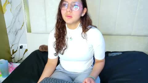angel online show from June 2026 12:10:02 AM