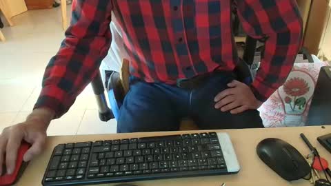 angelgarcia269 online show from May 2026 12:00:02 PM