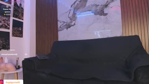 Angel online show from December 2025 07:23:02 PM