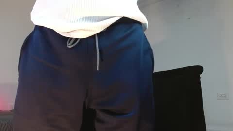 Snapshot of angelhil chatting on April 2026 02:22:02 AM Angel of littlebandido online show from April 2026 02:22:02 AM