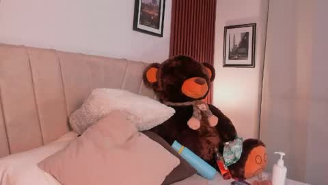 Carolina online show from April 2026 12:41:01 AM