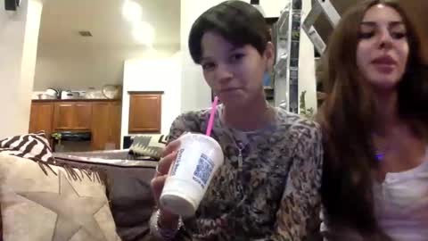 angelia01m online show from March 2026 01:51:01 AM