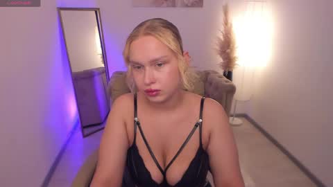Angelic beauty online show from May 2026 11:05:01 AM