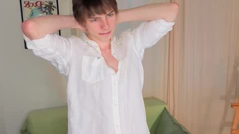 Snapshot of angelic_look chatting on September 2025 03:56:02 PM Daniel online show from September 2025 03:56:02 PM