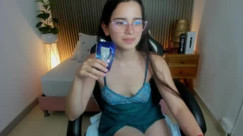 A N G E L I C A online show from January 2025 10:32:02 PM