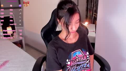 U can call me Angel online show from December 2024 10:46:02 PM