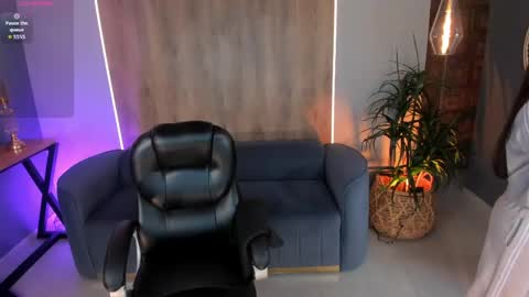  Angelica Vega  online show from May 2026 05:09:02 PM