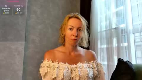 angelicfenix online show from July 2026 11:16:02 AM