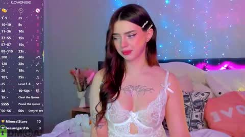 Snapshot of angelika_cute_ chatting on November 2025 01:05:01 AM Angelika online show from November 2025 01:05:01 AM