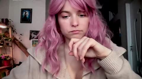 Angelika Rouge online show from April 2026 01:01:01 PM