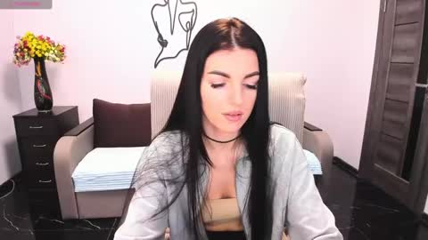 Angelina online show from December 2024 05:43:01 PM