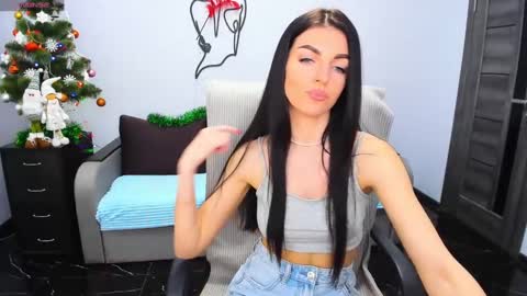 Angelina online show from December 2024 05:08:02 PM