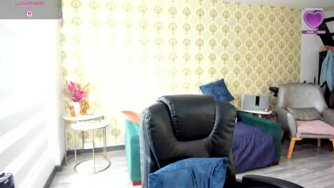 Snapshot of angelina_class_7 chatting on April 2026 01:02:02 PM angelina_class_7 online show from April 2026 01:02:02 PM