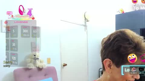 Angelina online show from September 2025 01:19:02 AM