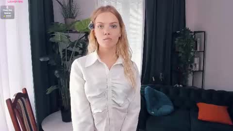 Alice WOW online show from July 2026 09:03:01 AM