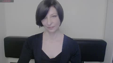 Angelina online show from February 2025 10:59:01 AM