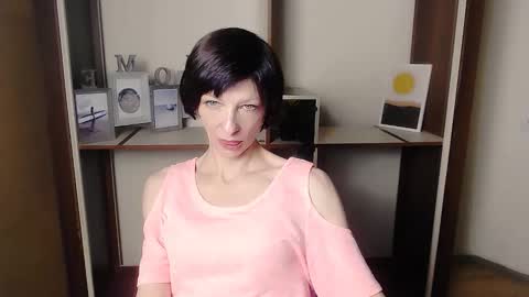 Angelina online show from September 2025 06:24:01 AM