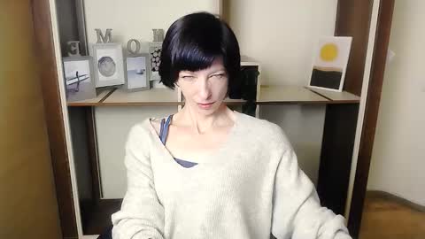 Angelina online show from September 2025 06:35:01 AM