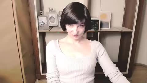 Angelina online show from May 2026 08:22:02 AM
