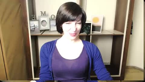 Angelina online show from June 2026 07:43:01 AM