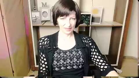 Angelina online show from June 2026 06:03:02 AM