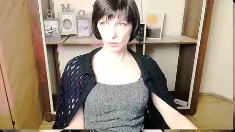 Angelina online show from June 2026 07:42:02 AM