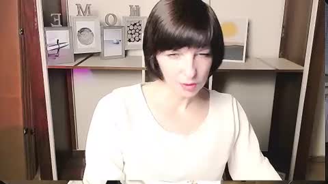 Angelina online show from June 2026 09:06:02 AM